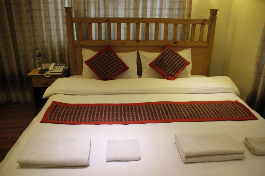 Hotel Peace N Park Katmandu Szoba fotó
