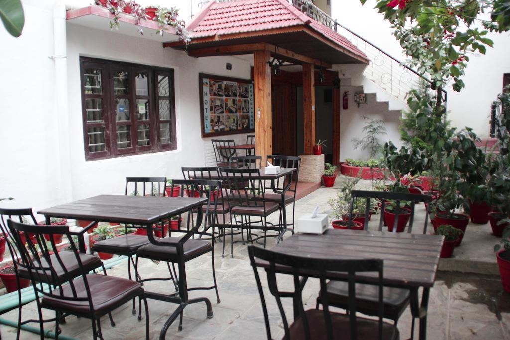 Hotel Peace N Park Katmandu Kültér fotó