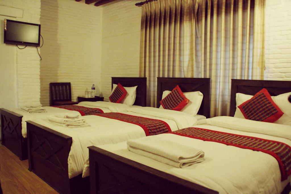 Hotel Peace N Park Katmandu Szoba fotó