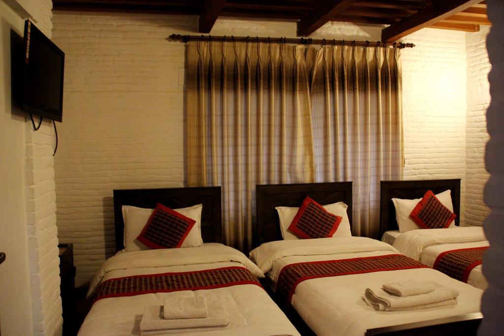 Hotel Peace N Park Katmandu Szoba fotó