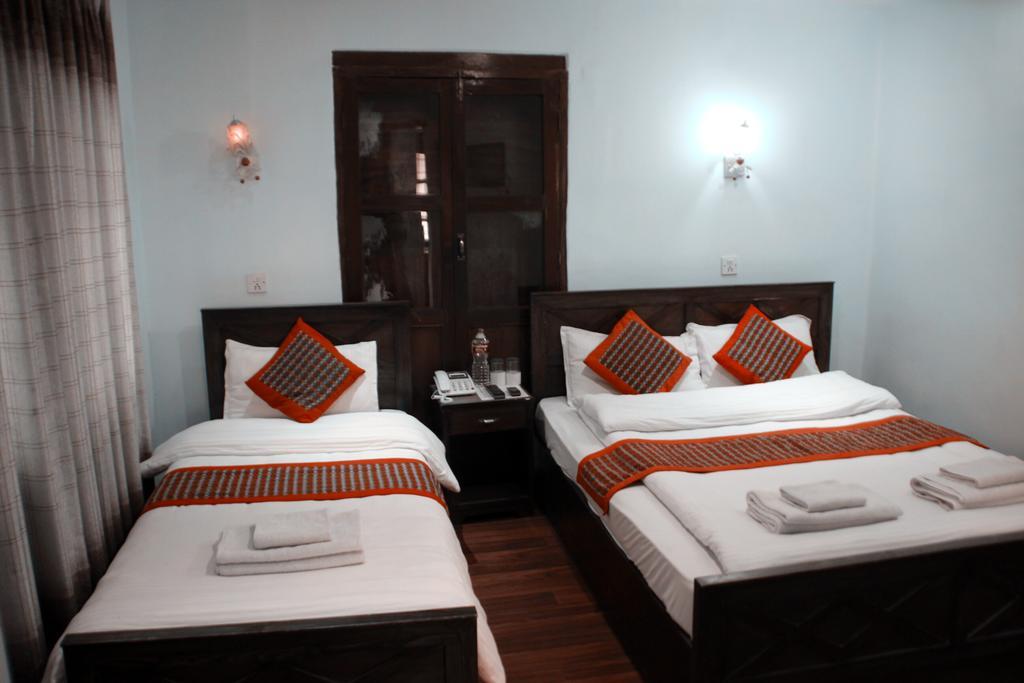 Hotel Peace N Park Katmandu Kültér fotó
